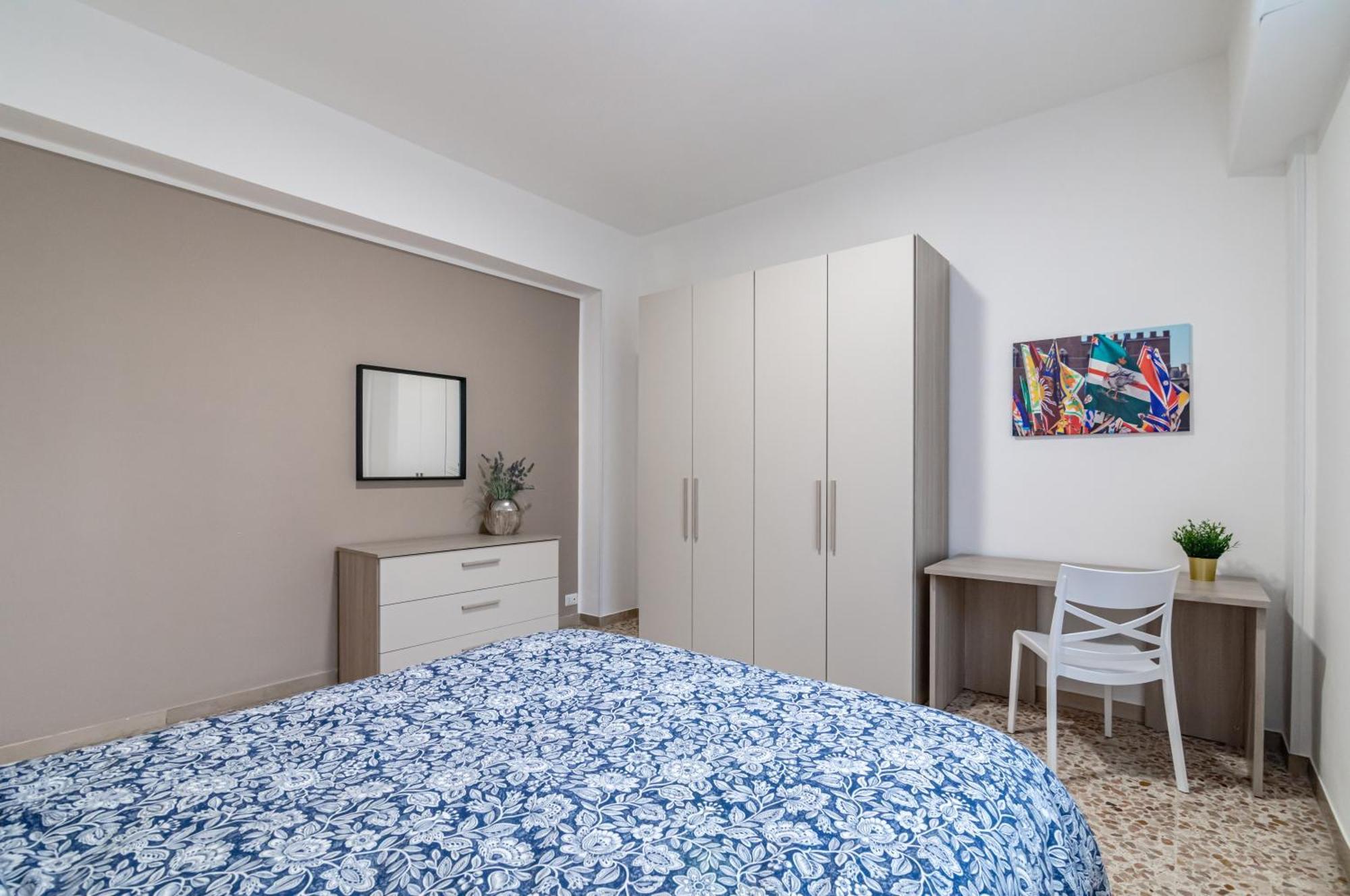 Roomy Close To Center! Apartment Siena