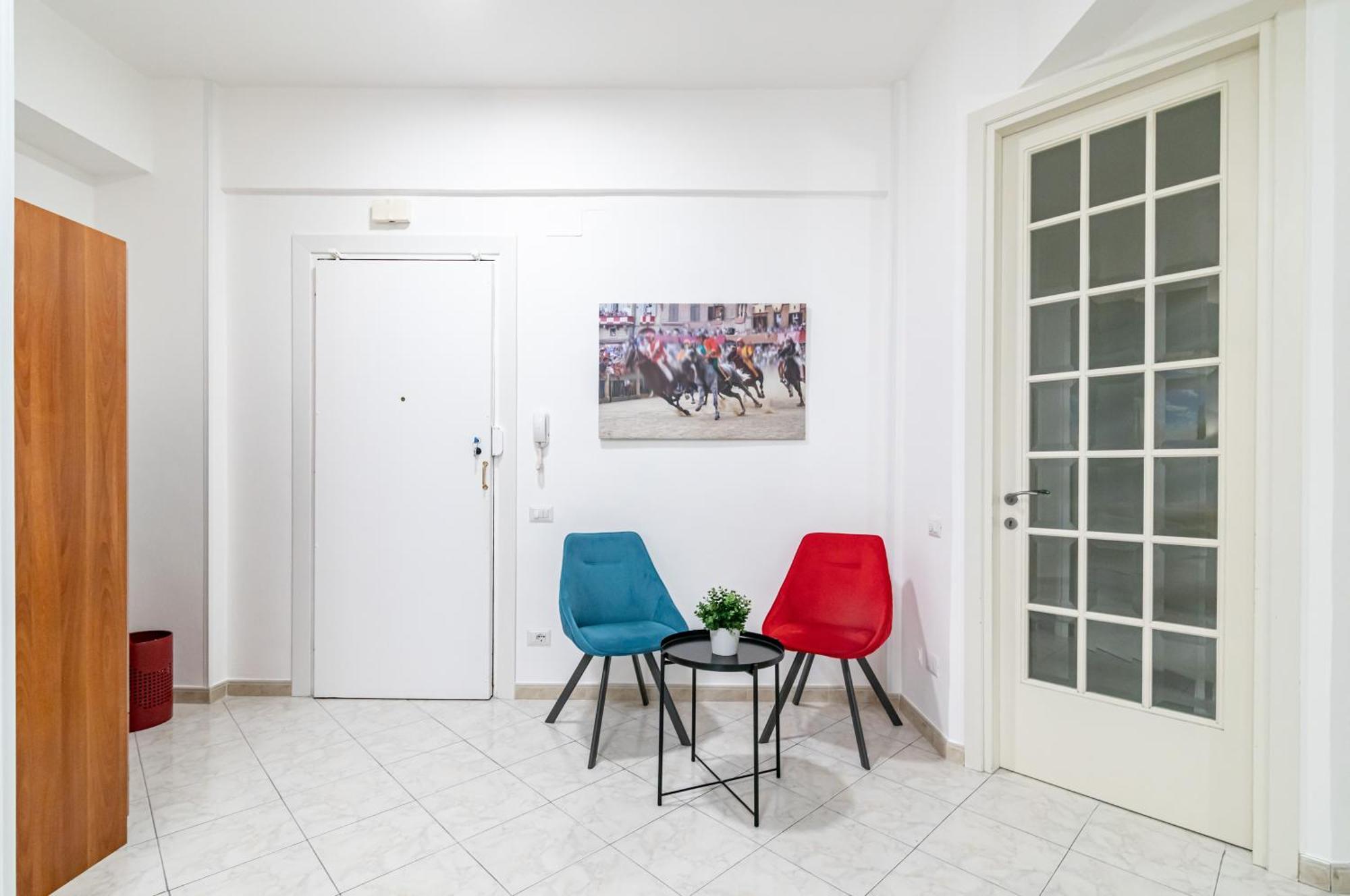 Apartment Roomy Close To Center! Siena