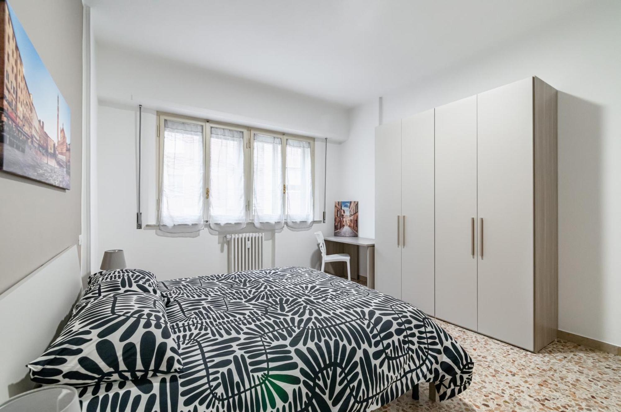 Roomy Close To Center! * Siena