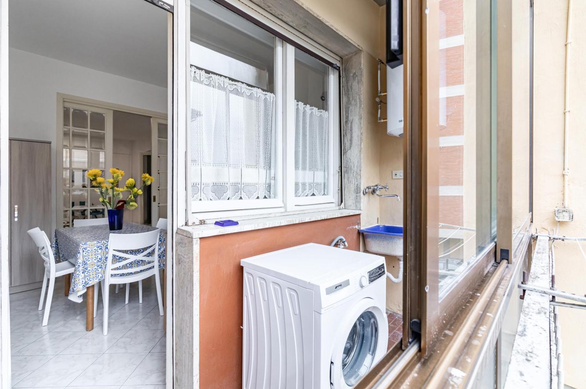 Roomy Close To Center! Apartment Siena
